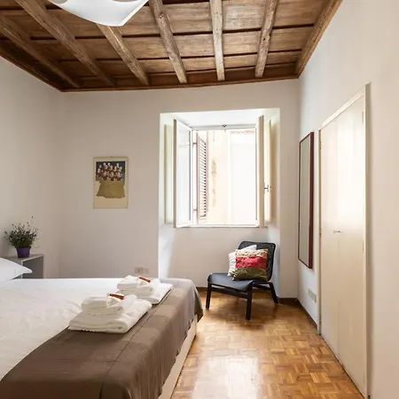 Spectacularly Bright, By Piazza Navona And The Pantheon - A/c, Wifi, Elevator Apartman Róma