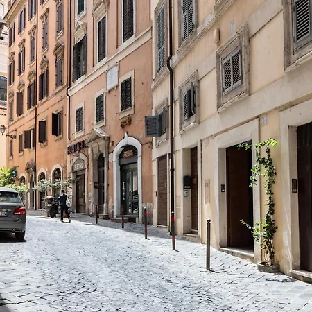 Spectacularly Bright, By Piazza Navona And The Pantheon - A/c, Wifi, Elevator Apartman *