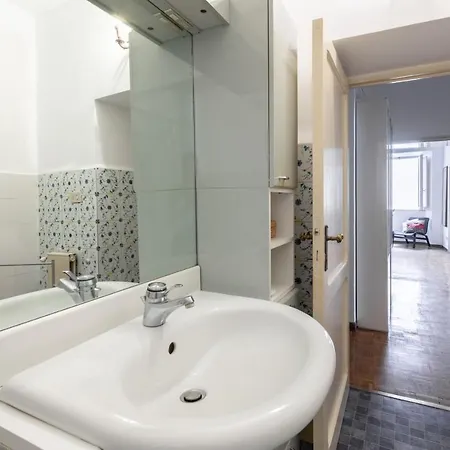 Spectacularly Bright, By Piazza Navona And The Pantheon - A/c, Wifi, Elevator Apartman Róma